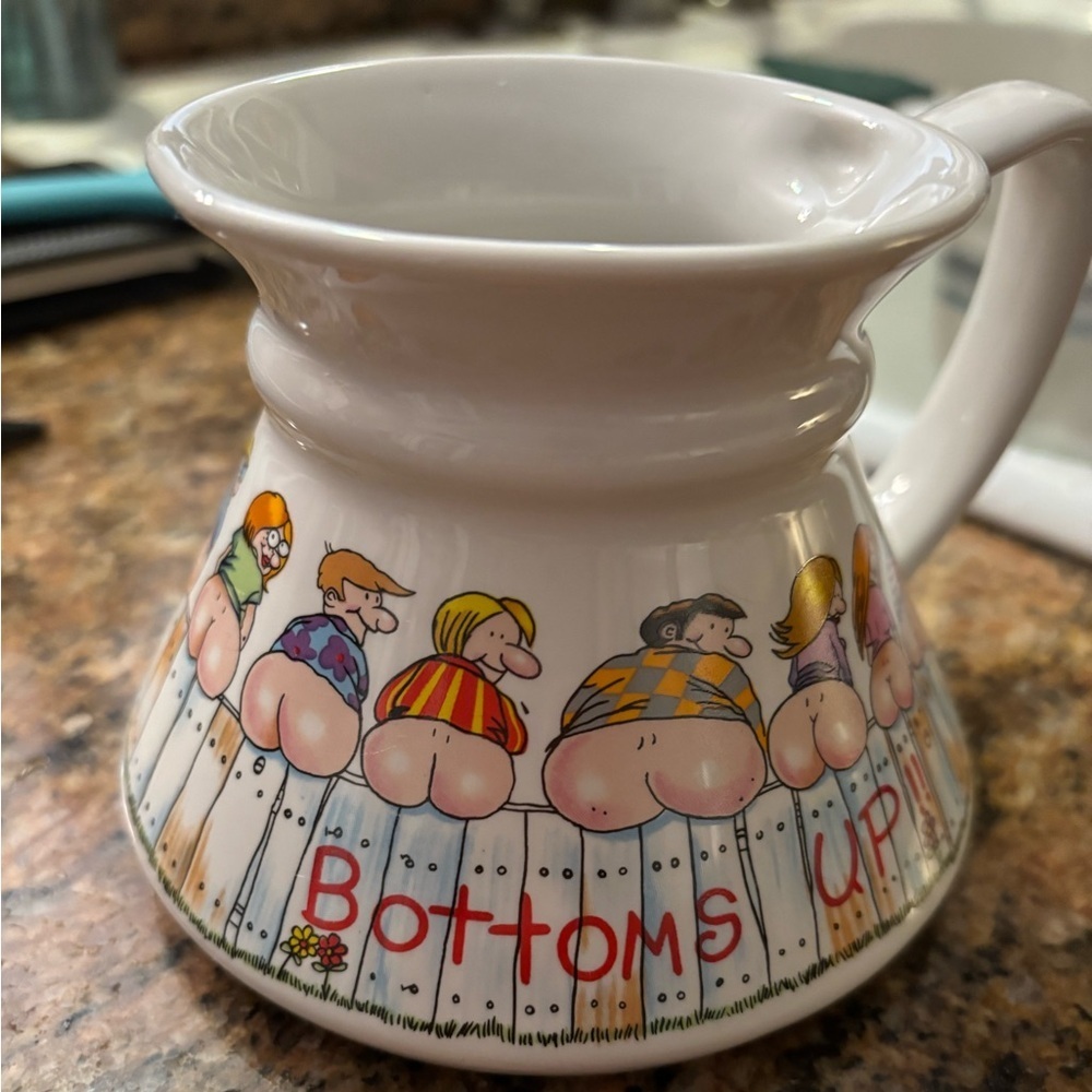 Vintage hirschi bottoms up no spill cup